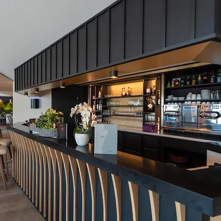 Le Val Moret Restaurant Et 3*