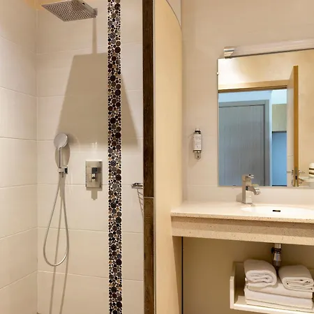 Hotel Le Val Moret Restaurant Et 3*